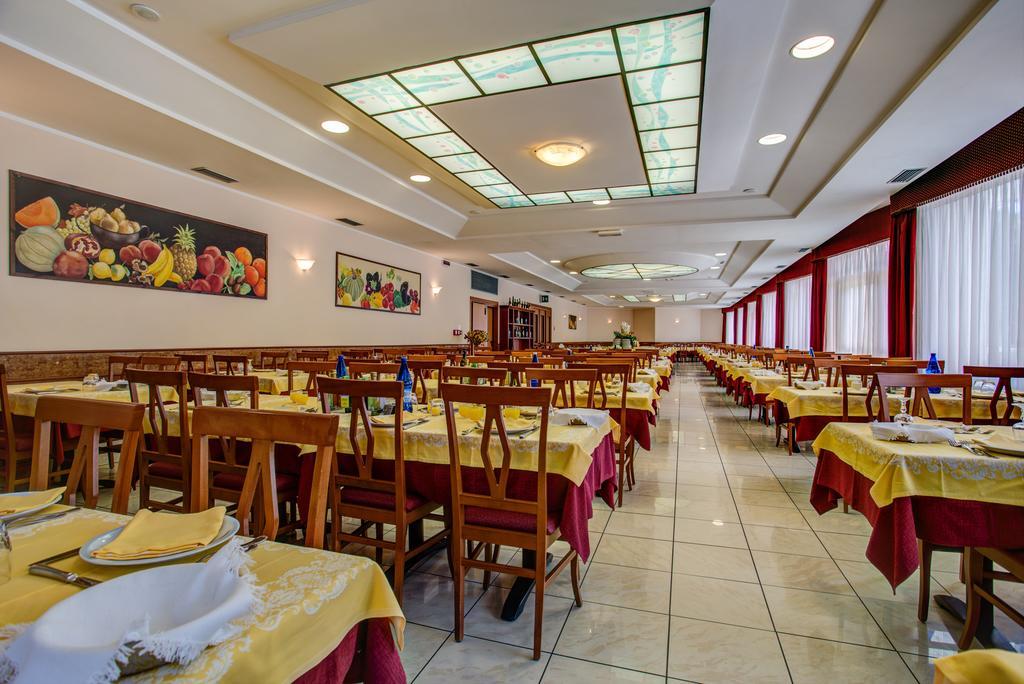 Hotel San Giorgio Milano Marittima Exteriér fotografie