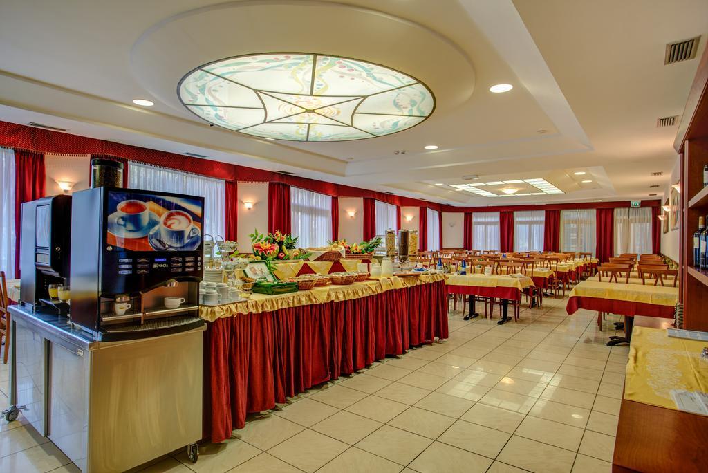 Hotel San Giorgio Milano Marittima Exteriér fotografie