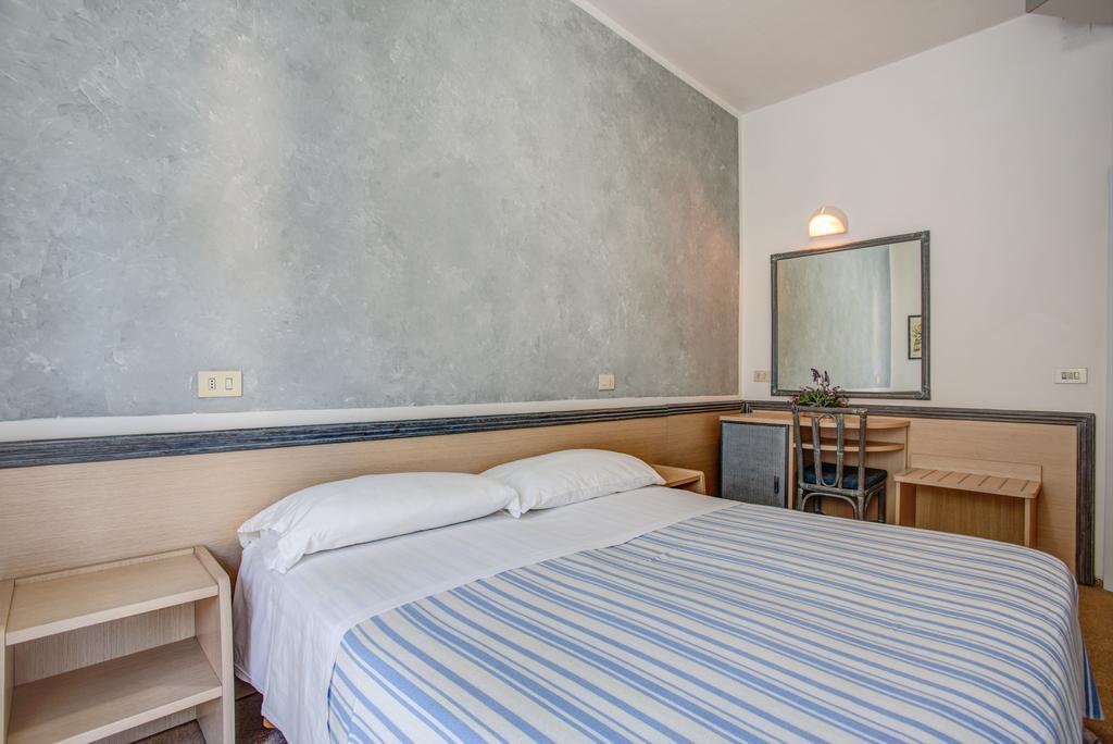 Hotel San Giorgio Milano Marittima Pokoj fotografie